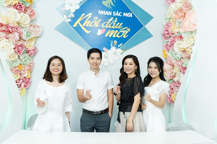 Diễn viên Thùy Dương ngạc nhiên trước vẻ điển trai của anh chàng giám đốc sau niềng răng