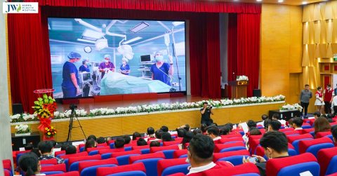 Đề tài sự cố y khoa của bác sĩ Tú Dung thu hút nhiều sự quan tâm