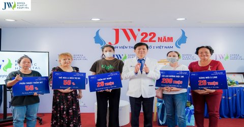 Mừng JW sinh nhật 22 tuổi tri ân quý khách hàng hàng ngàn quà tặng phẫu thuật miễn phí 100%
