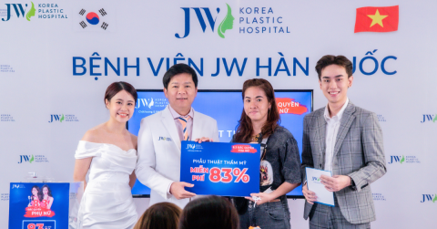 Đặc quyền phụ nữ đến Bệnh viện JW là có quà ngày 8/3