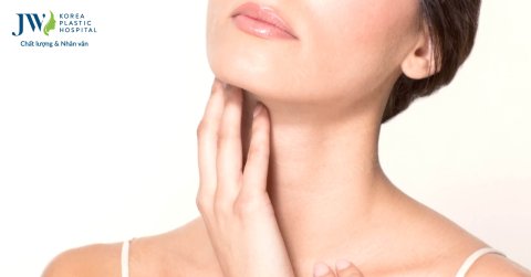 Mỡ dưới cằm tan ngay khi thực hiện những điều sau 