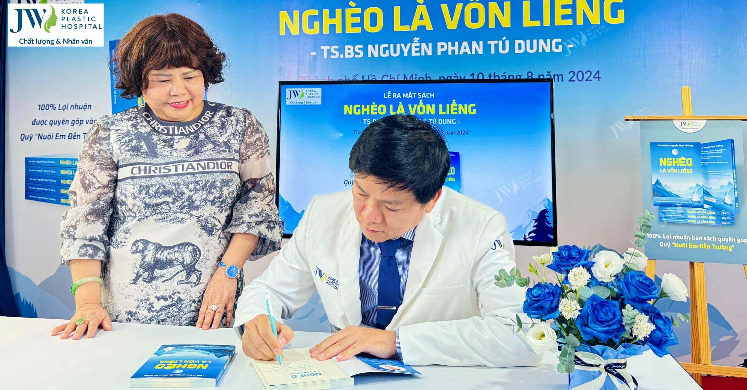 6.000 cuốn sách Nghèo là vốn liếng được bán ra, quyên góp 1 tỷ vào Quỹ “Nuôi Em Đến Trường”