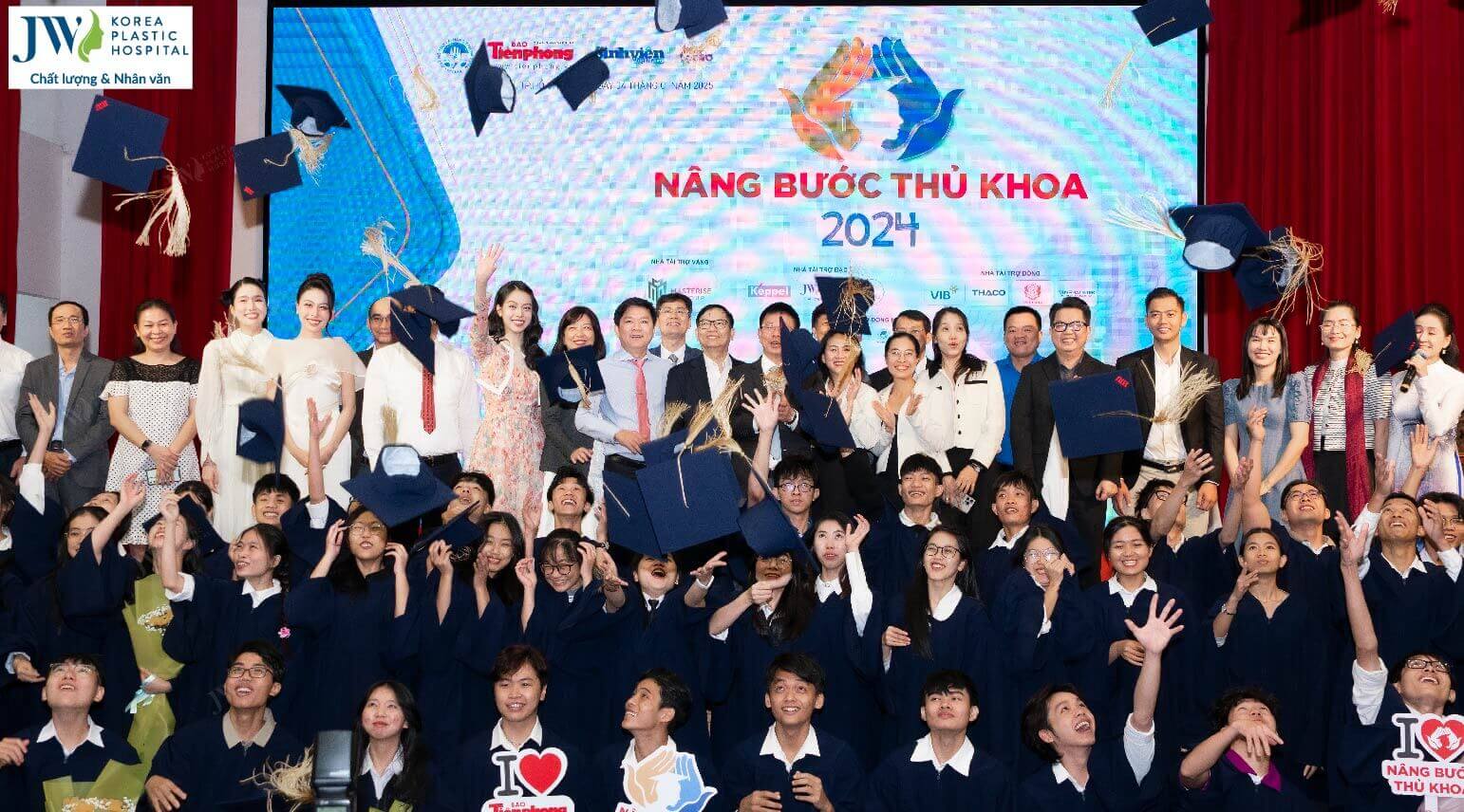 65 sinh vien thu khoa