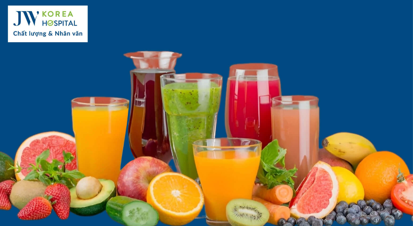 uong-nuoc-ep-dung-cach