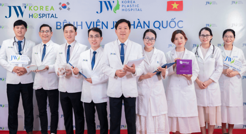 bac-si-noi-khoa-jw-khang-dinh-jw-care-an-toan