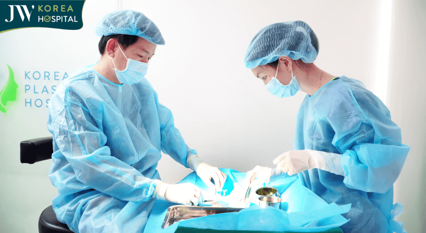 bác sĩ tú dung phẫu thuật điều trị mũi biến chứng