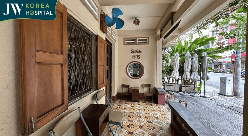 cafe linh gốc đường bùi thị xuân