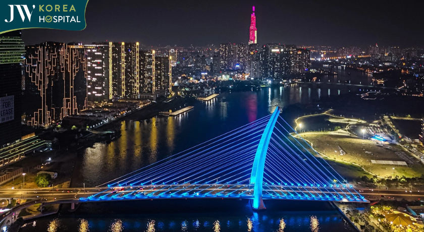 cầu ba son về đêm tại sài gòn