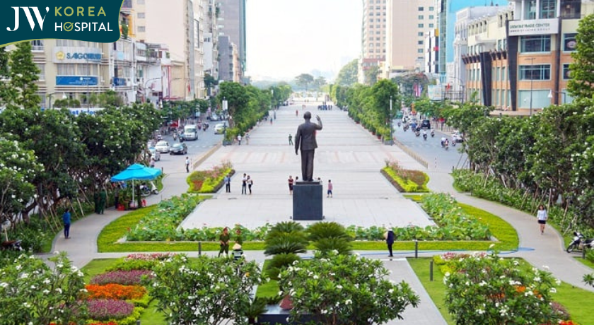 phố đi bộ nguyễn huệ