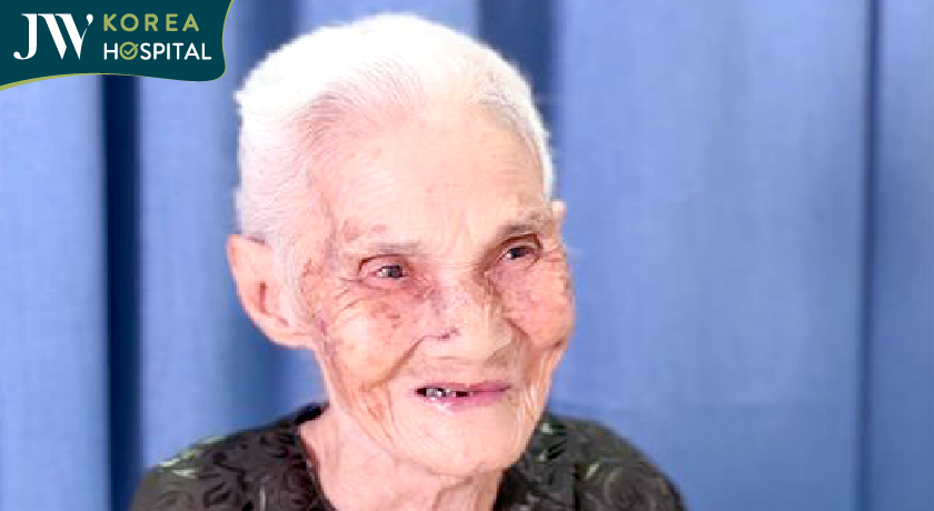 Cụ Khoan nở nụ cười sau 7 ngày cắt khối u mạch máu