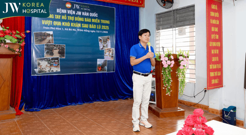 bác sĩ tú dung đã có mặt tại Thôn phú Hòa trong chuyến hỗ trợ lần này