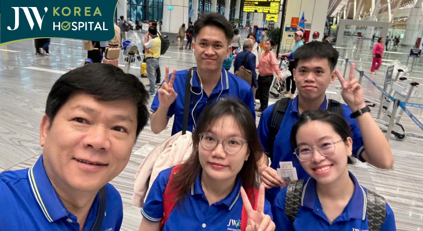 Bác sĩ Tú Dung cùng đoàn hỗ trợ Bệnh viện JW đã sẵn sàng đến miền Trung hỗ trợ bà con sau cơn bão số 13