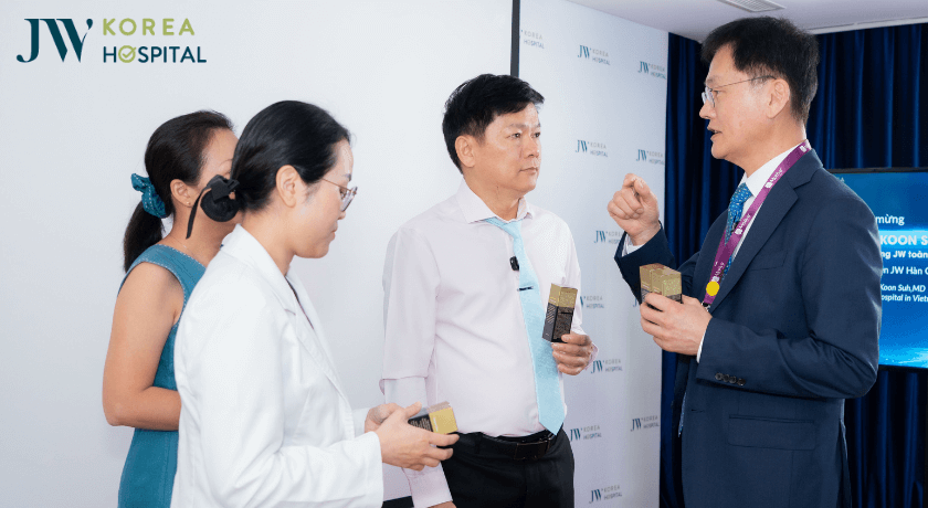 Dr Man Koon Suh chia sẻ về công nghệ Exosome