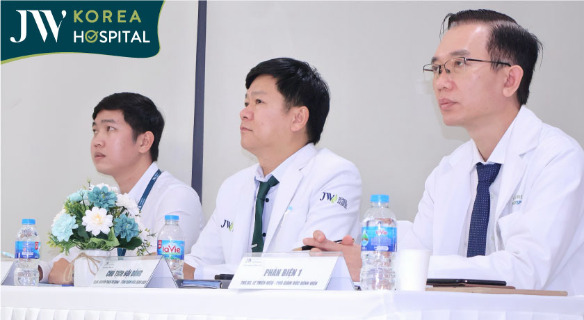 Đội hình hội đồng thẩm định tại Hội nghị tổng kết và thẩm định đề tài nghiên cứu khoa học