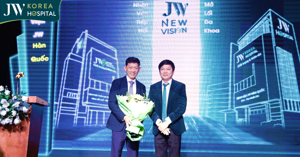 Phó Cục trưởng Khám, chữa bệnh Bộ Y tế cảm động 15 năm Bệnh viện JW bền bỉ vì người nghèo