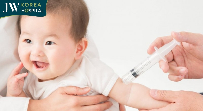 Cần tiêm ngừa cho trẻ để phòng chống bệnh truyền nhiễm