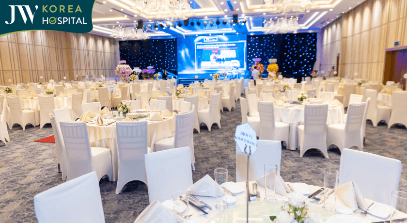 toàn cảnh sảnh đại tiệc tất niên 2025