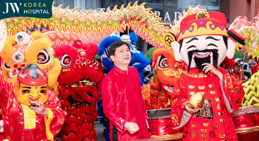 bác sĩ tú dung cùng đoàn lân