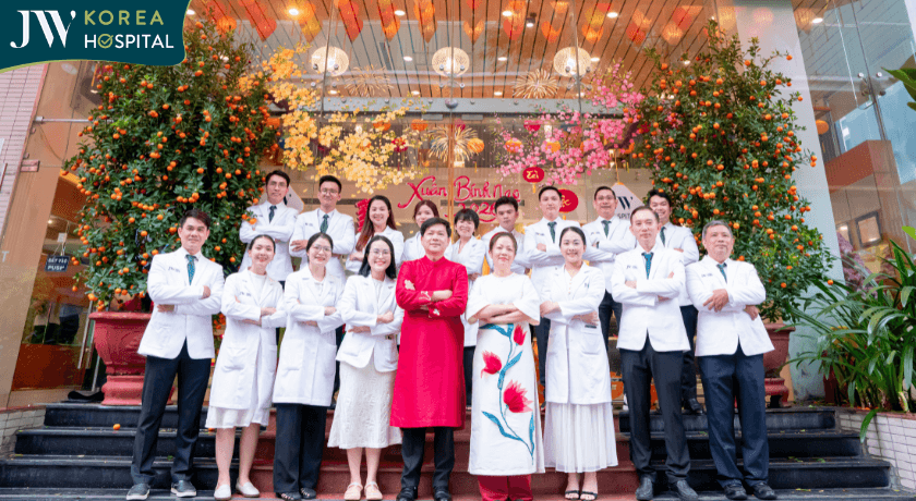 Ban giám đốc và đội ngũ y bác sĩ Bệnh viện JW