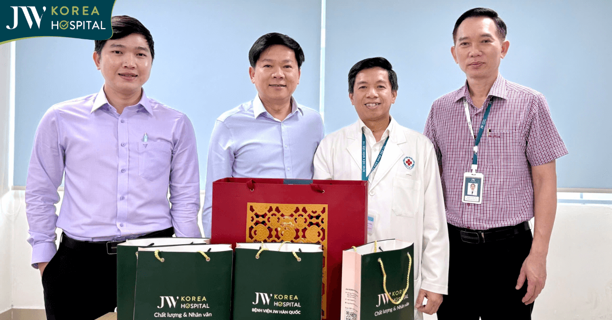 Bác sĩ Tú Dung và nền tảng chuyên môn từ Bệnh viện 115 tuyến cuối TP.HCM