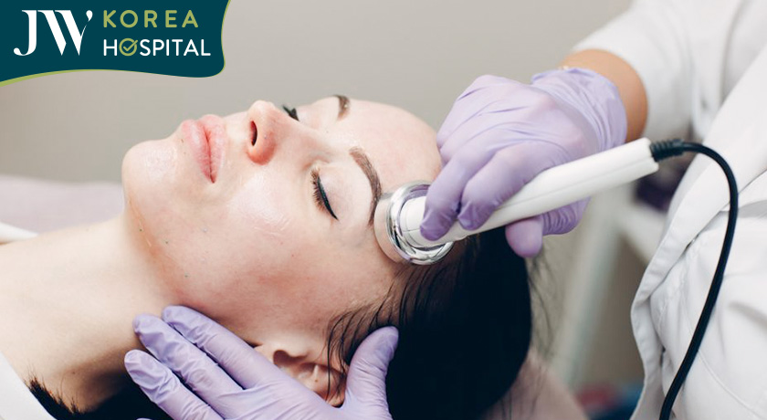 Điện di Vitamin C giúp sáng da