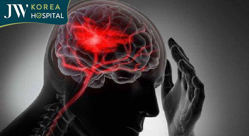 Nói khó, nghe không hiểu Hiện tượng này xảy ra do tế bào não tại trung khu ngôn ngữ đang bị hoại tử