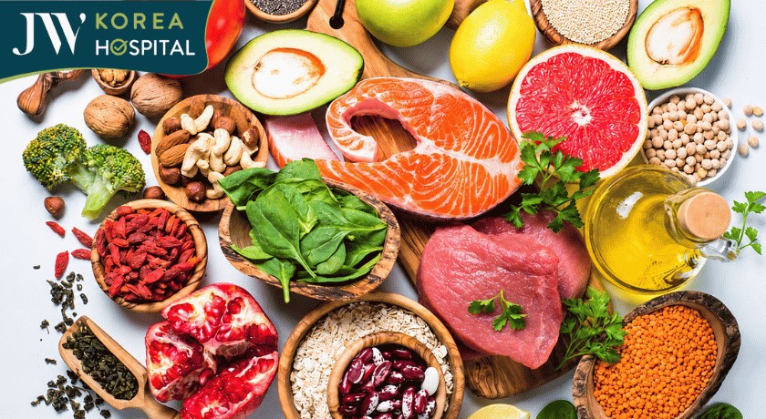 Ăn uống đầy đủ dưỡng chất sau hiến máu để cơ thể phục hồi nhanh chóng 