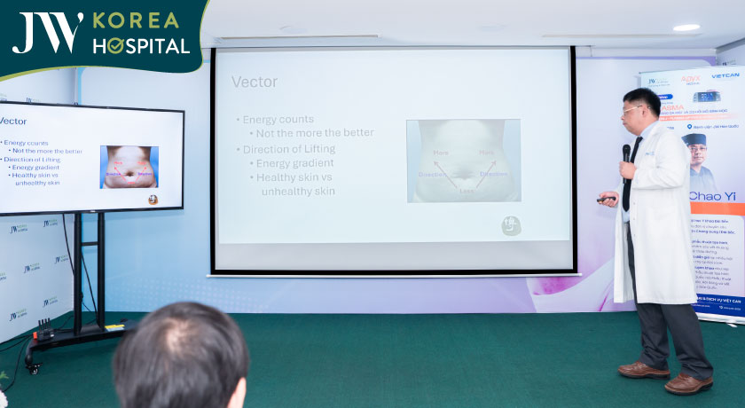 Dr Lai Chao Yi phát biểu tại lễ chuyển giao công nghệ J Plasma