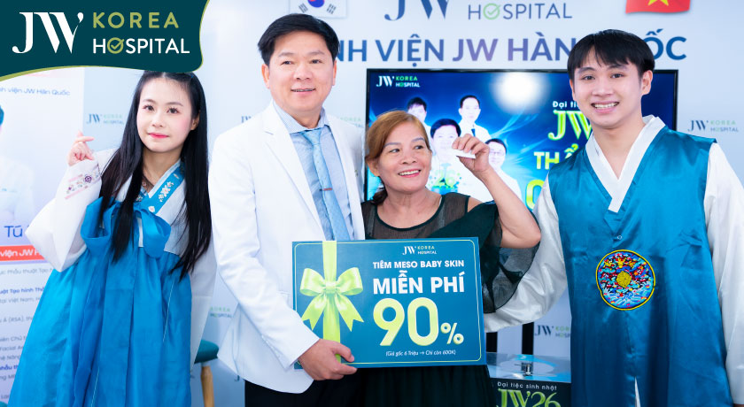 Hàng trăm khách hàng tham dự hội thảo ra mắt công nghệ J Plasma trong Đại tiệc Sinh nhật 26 năm Bệnh viện JW