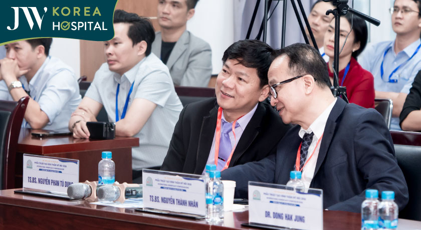 TS.BS Nguyễn Phan Tú Dung làm Chủ tọa Hội thảo Quốc tế Tạo hình Mũi 2026