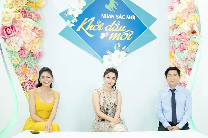 Hoa Hậu Châu Á Kim Nguyên “khóc hết nước mắt” trước câu chuyện chàng “chuột chũi”