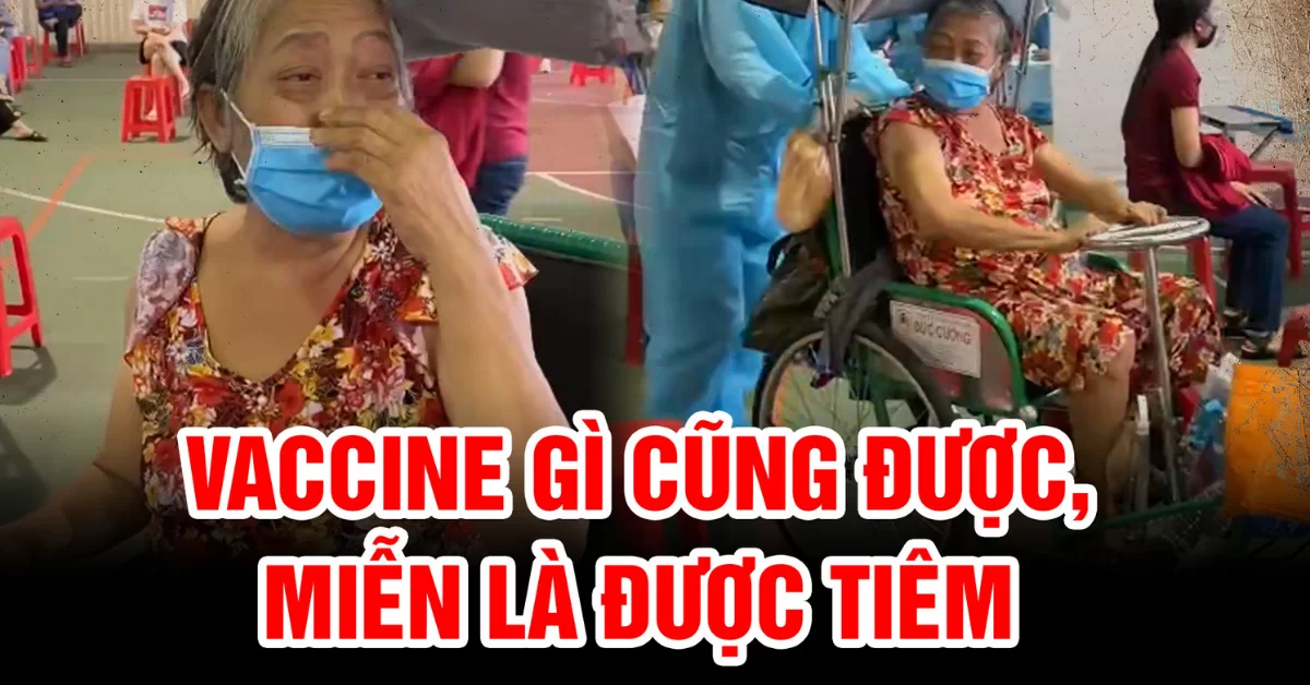 Cụ bà bán vé số 66 tuổi, ngồi xe lăn đến quận 1 tiêm vaccine covid-19 bật khóc khi được bác sĩ JW cho tiền