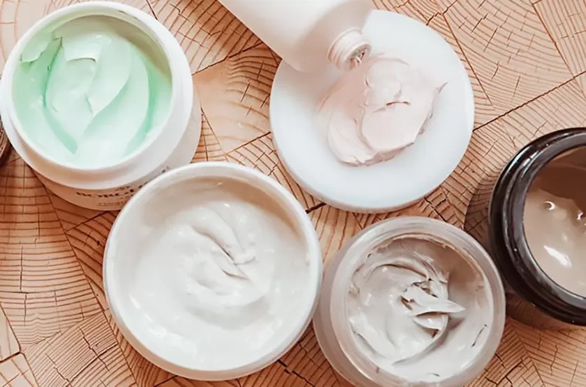 Tại sao kem trộn có chứa corticoid