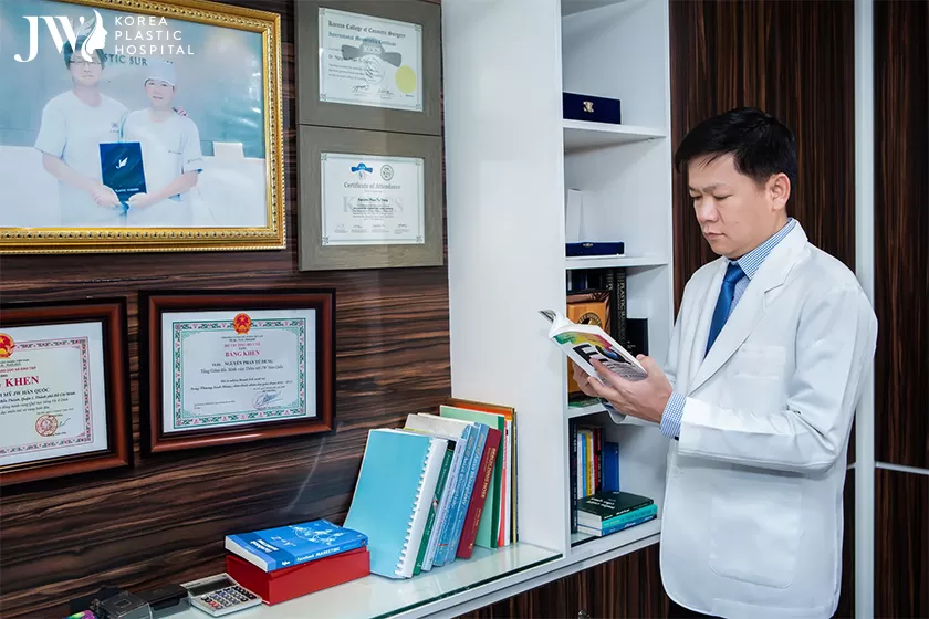 Bác sĩ Tú Dung tâm huyết với nghề