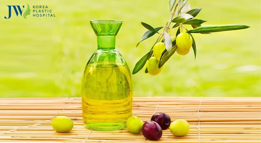 Dầu oliu - Cách làm lông mày rậm, mọc nhanh hiệu quả nhanh chóng