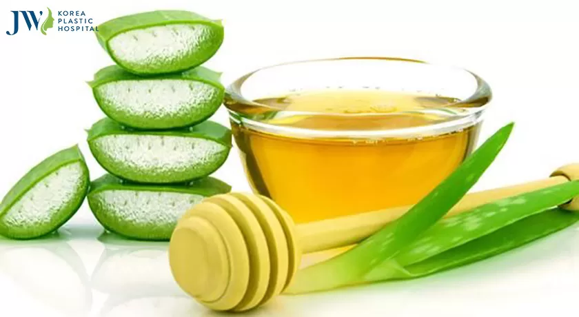 Đánh bay nám tàn nhang với mặt nạ nha đam + mật ong