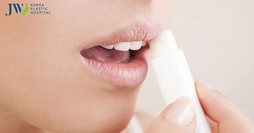 Cách trị thâm môi tại nhà thần tốc chỉ trong 7 ngày