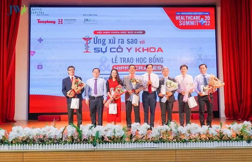 báo cáo sự cố y khoa