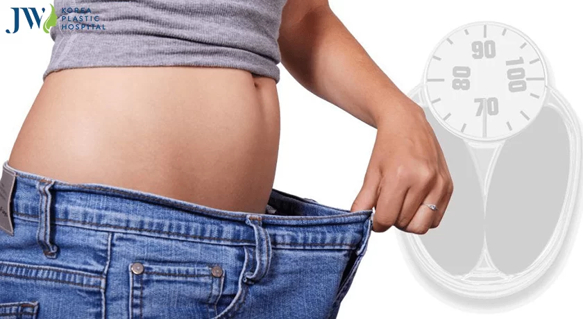 chăm sóc sau hút mỡ bụng được nhiều chị em quan tâm