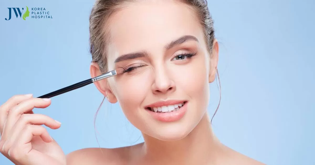 Đuôi mắt dài là gì? Có ý nghĩa như thế nào? Có cần khắc phục không?