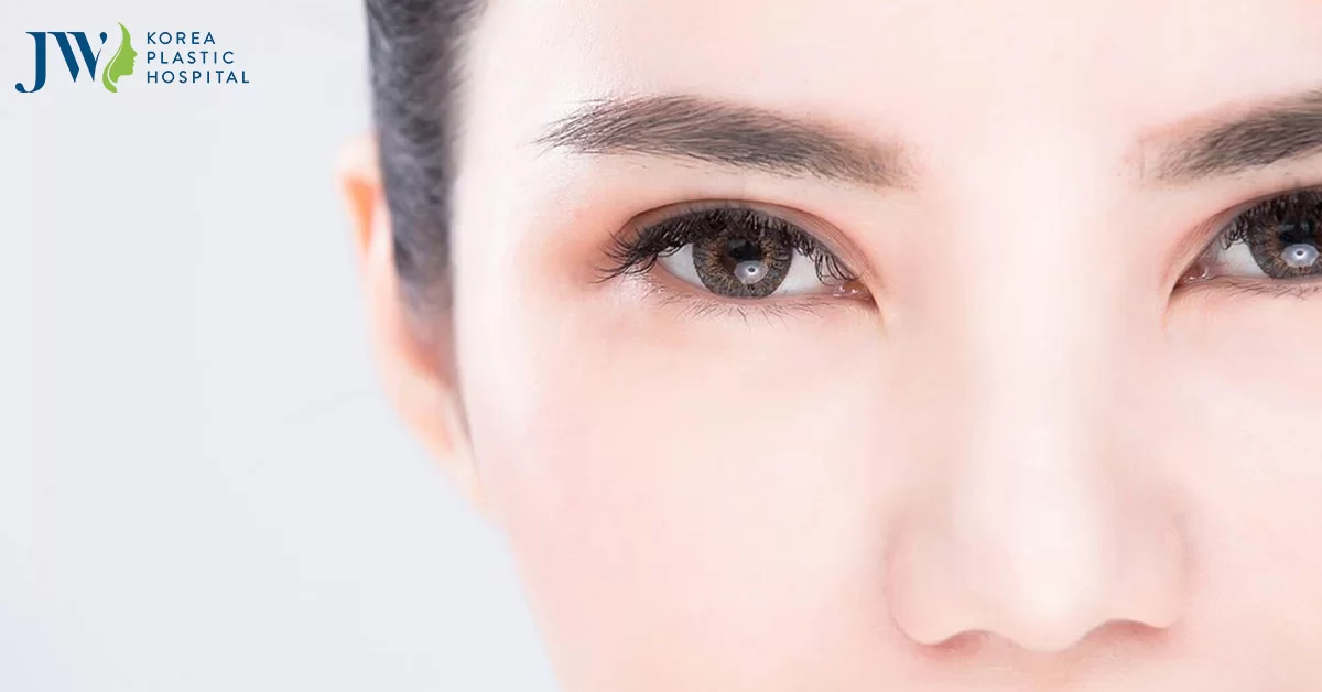 Hướng dẫn chi tiết cách chăm sóc tại nhà sau khi nhấn mí mắt