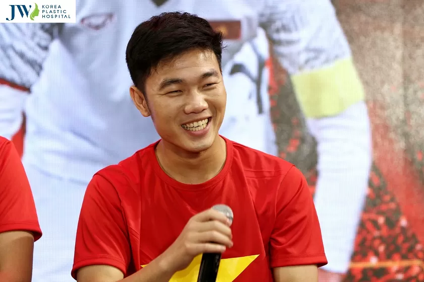 mắt hí là gì