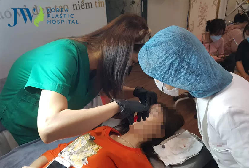 Thẩm mỹ chui