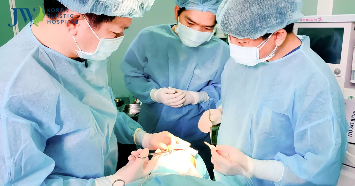 Phẫu thuật thẩm mỹ chui nguy hiểm như thế nào? Gây hậu quả ra sao?