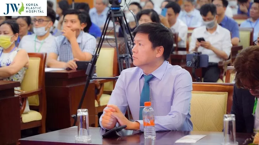 bac si tu dung hoi thao 2022