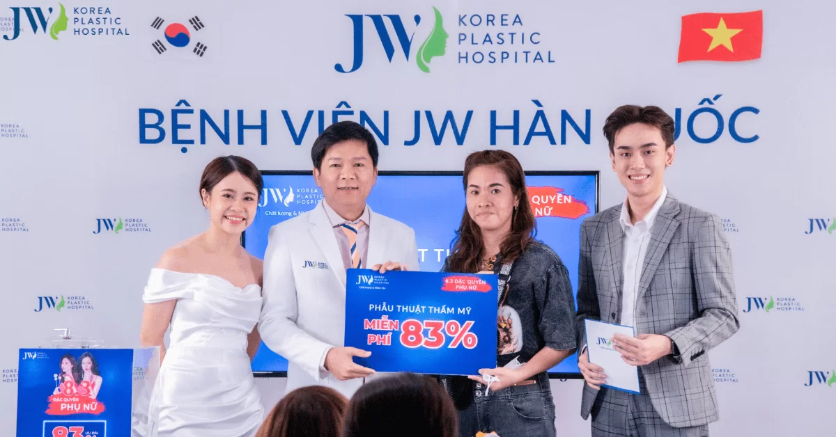 Đặc quyền phụ nữ đến Bệnh viện JW là có quà ngày 8/3