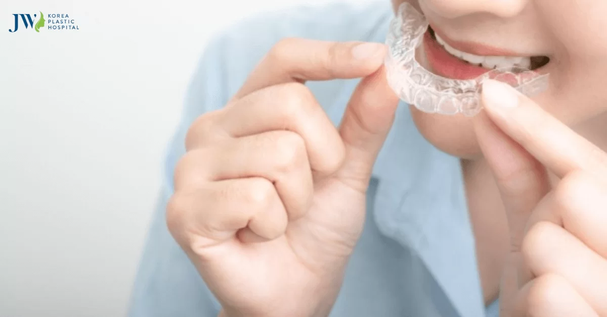Niềng răng trong suốt AI có đau không?