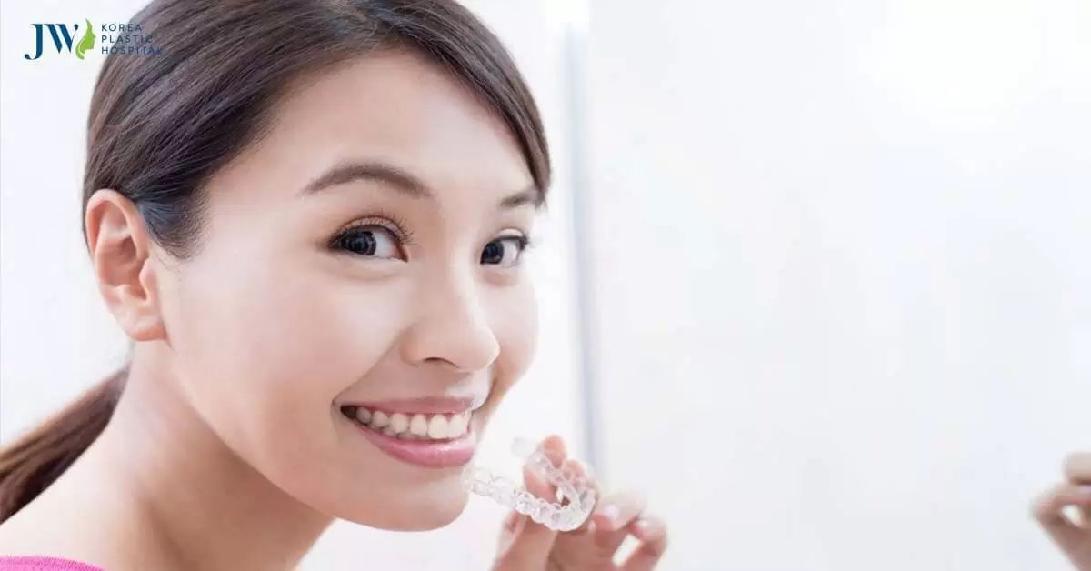 Niềng răng trong suốt AI tiếng Anh được hiểu là gì?