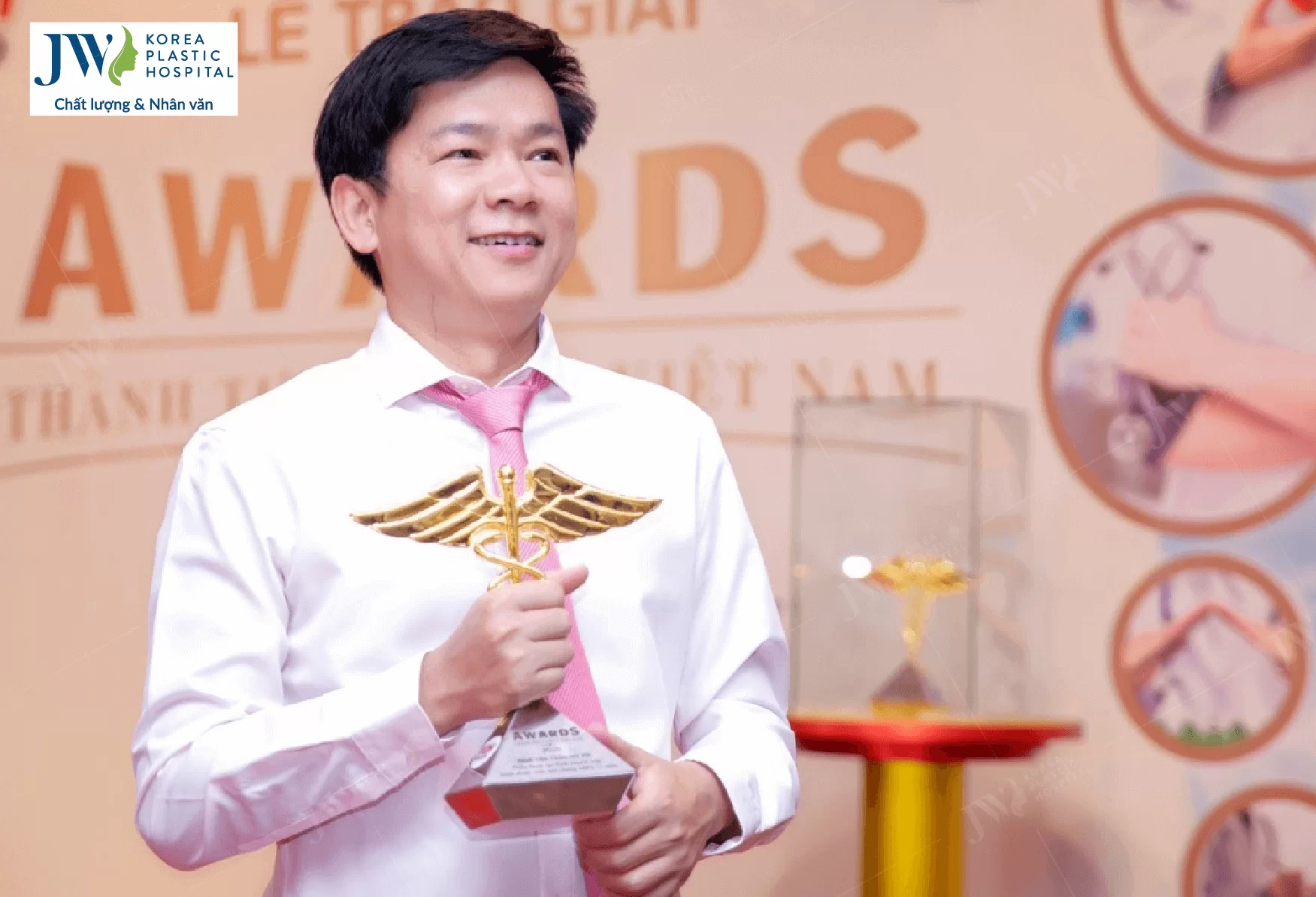 bac-si-tu-dung-thanh-vien-hoi-tao-hinh-mui-rsa