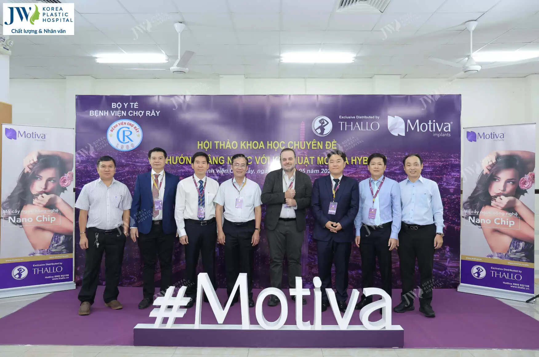 bac-si-tu-dung-tai-hoi-nghi-motiva-hybrid1